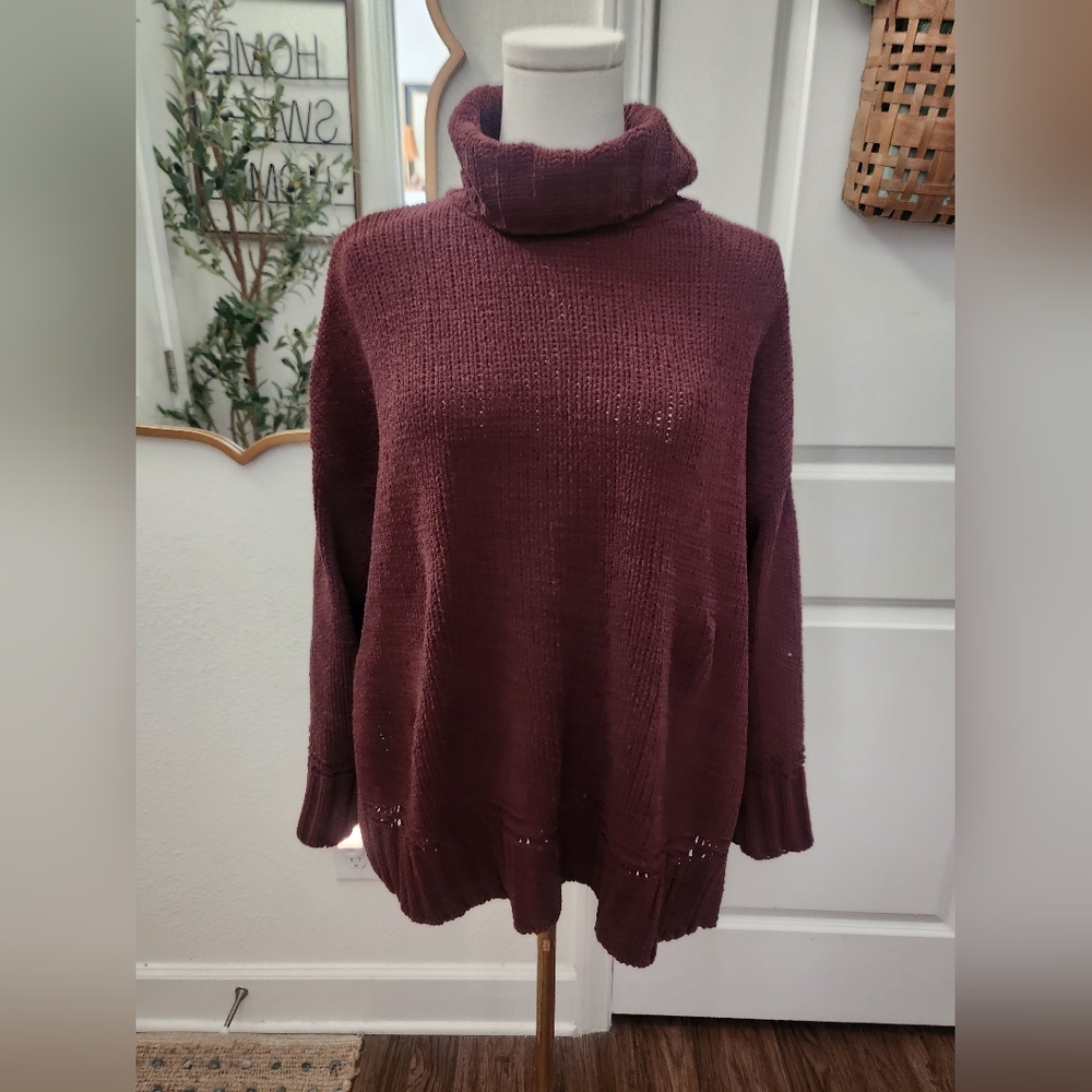Aerie Women's Burgundy Turtleneck Sweater
